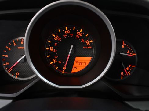 Used 2011 Toyota 4Runner SR5 image 29