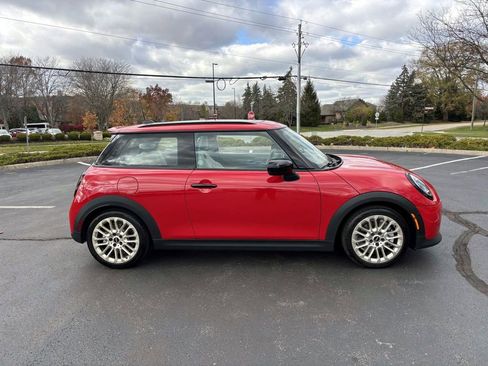 Certified 2025 MINI Cooper S image 8