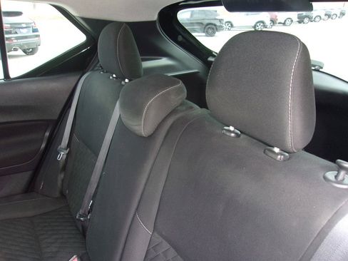 Used 2021 Nissan Kicks SV image 16