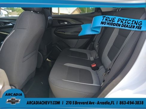 Used 2025 Chevrolet TrailBlazer LS w/ LS Convenience Package FWD image 14