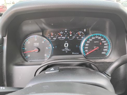 Used 2016 Chevrolet Tahoe LTZ AWD/4WD image 17