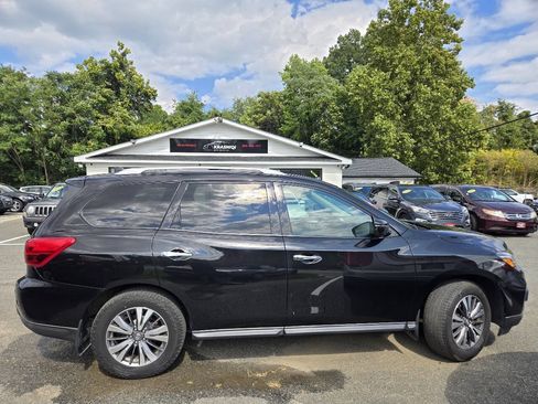 Used 2020 Nissan Pathfinder S AWD/4WD image 5
