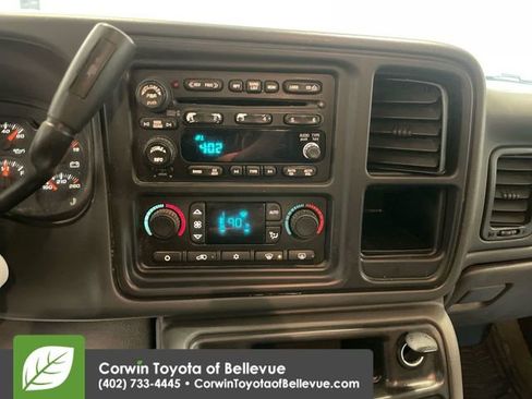 Used 2007 Chevrolet Silverado 1500 LT w/ Onstar Plus Package image 13