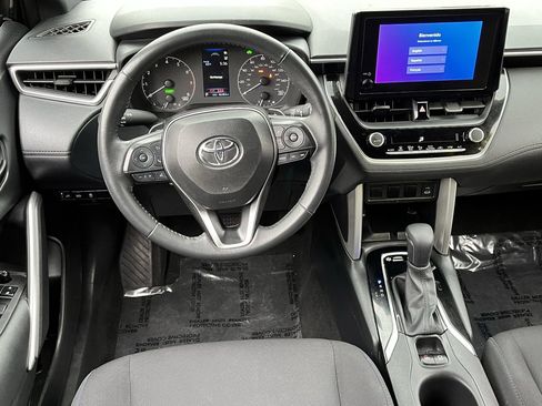 Used 2024 Toyota Corolla Cross AWD Hybrid image 10