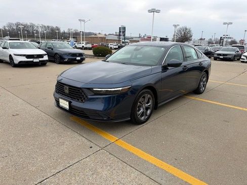 Certified 2024 Honda Accord EX image 6