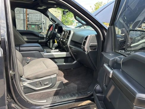Used 2019 Ford F150 XLT w/ Equipment Group 302A Luxury AWD/4WD image 23