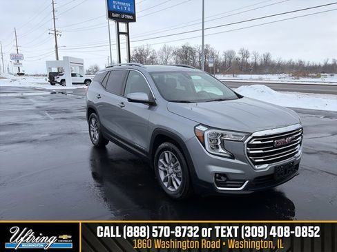 Used 2024 GMC Terrain SLT w/ Infotainment Package II image 1