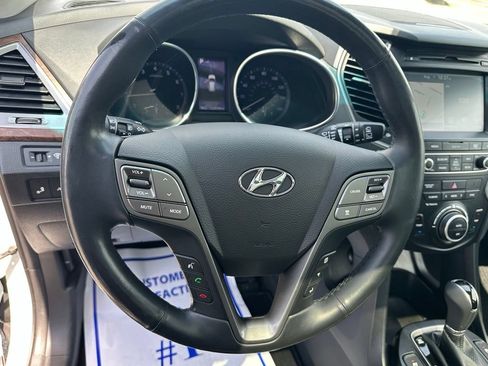 Used 2018 Hyundai Santa Fe Sport w/ 2.0T Ultimate Tech Package 05 AWD/4WD image 18