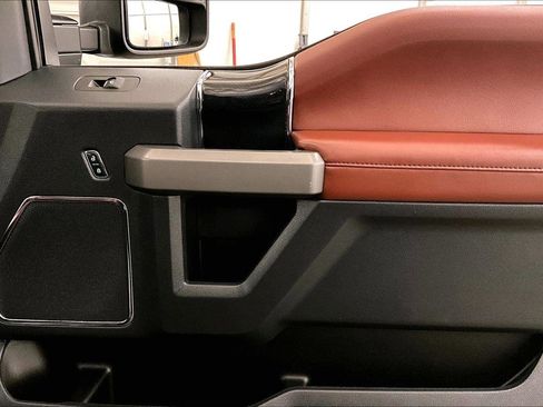 Used 2022 Ford F450 Platinum image 23