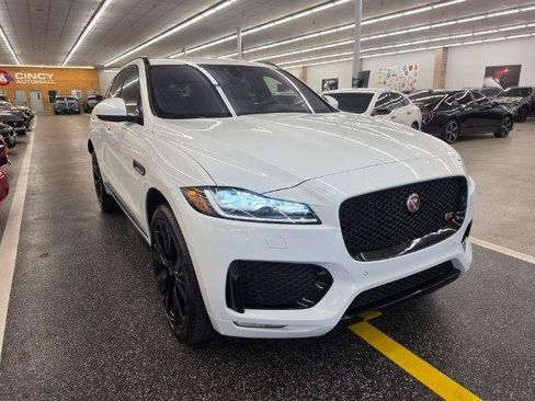 Used 2018 Jaguar F-PACE S AWD/4WD image 3