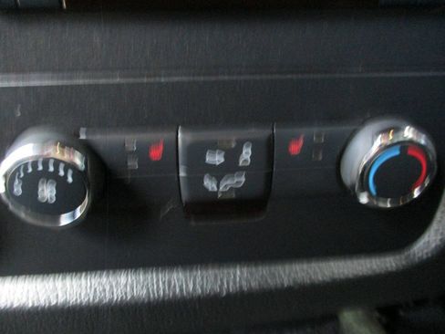Used 2017 Lincoln Navigator L Select AWD/4WD image 25