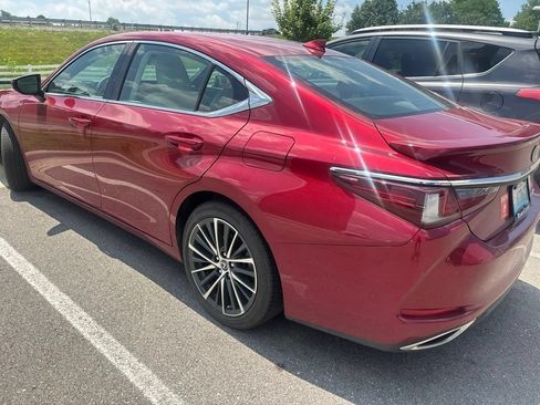 Used 2024 Lexus ES 350 w/ Premium Package FWD image 5