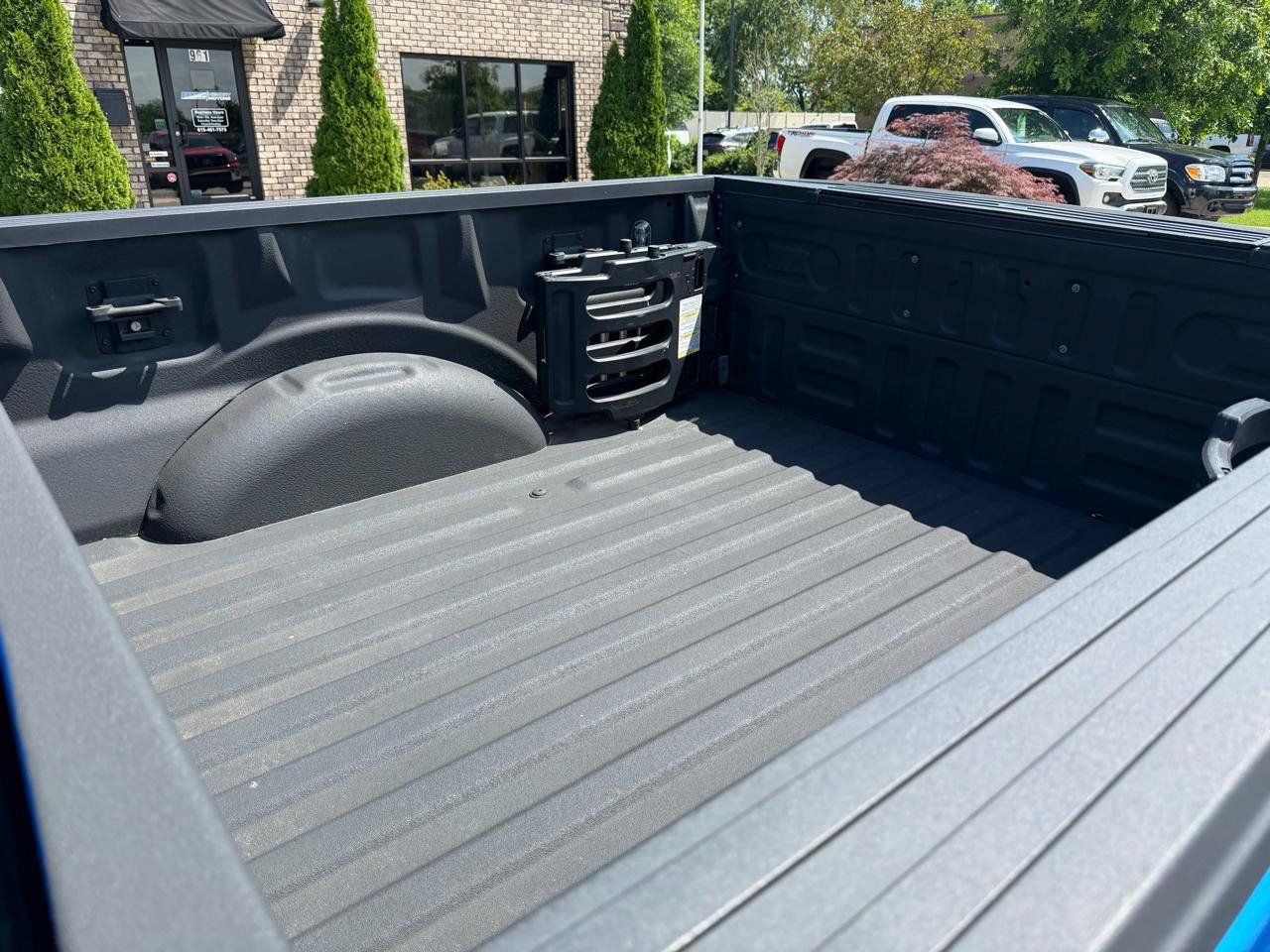 Used 2019 Ford F150 Raptor w/ Equipment Group 802A Luxury AWD/4WD image 10