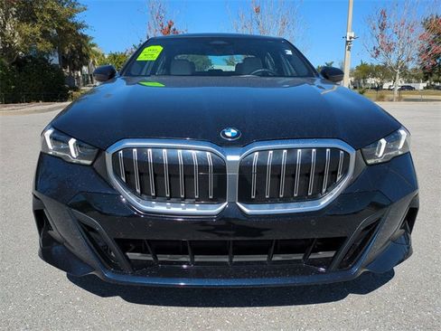 Used 2024 BMW 540i xDrive w/ M Sport Package image 9