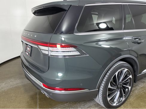 Used 2023 Lincoln Aviator Reserve w/ Equipment Group 201A image 23