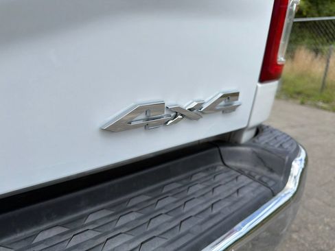 Used 2019 RAM 3500 Big Horn AWD/4WD image 16