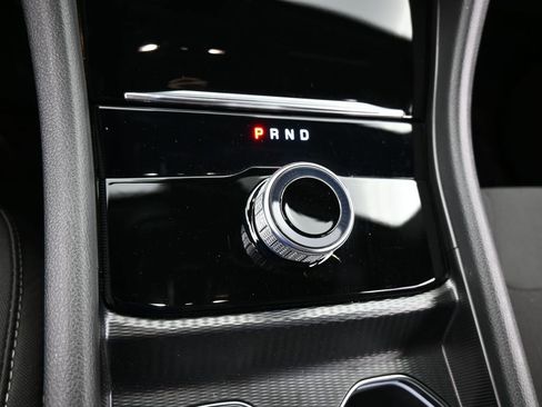 Used 2025 Jeep Grand Cherokee Laredo image 27