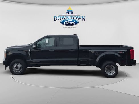 Used 2023 Ford F350 XL w/ XL Driver Assist Package AWD/4WD image 6