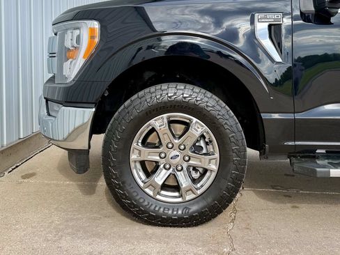 Used 2023 Ford F150 Lariat w/ Trailer Tow Package AWD/4WD image 35