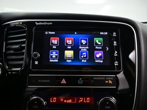 Used 2019 Mitsubishi Outlander SEL image 21