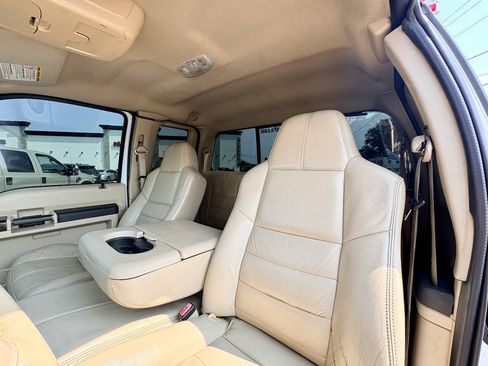 Used 2008 Ford F350 Lariat AWD/4WD image 11