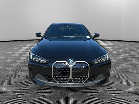Used 2022 BMW i4 eDrive40 w/ Premium Package image 2
