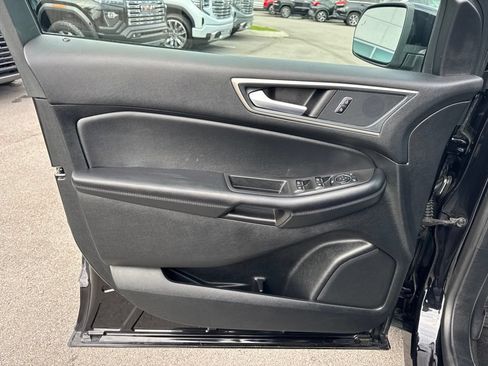 Used 2024 Ford Edge SEL AWD/4WD image 9