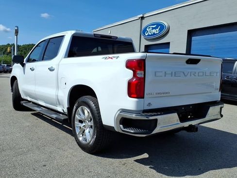 Used 2019 Chevrolet Silverado 1500 LTZ w/ LTZ Premium Package AWD/4WD image 3