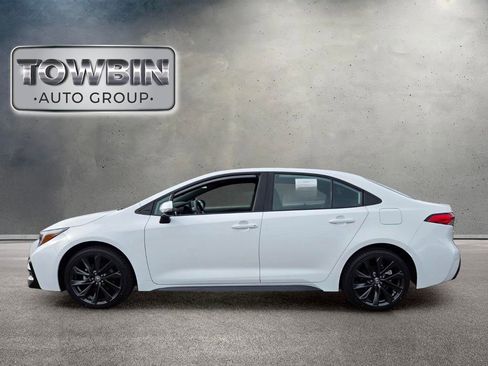 Used 2025 Toyota Corolla SE FWD image 8