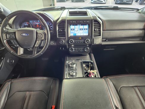 Certified 2019 Ford Expedition Limited w/ Equipment Group 303A image 16