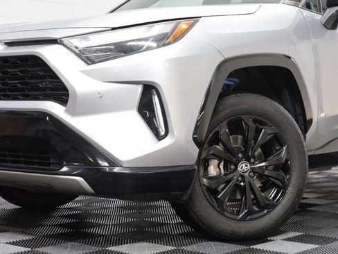Used 2022 Toyota RAV4 XSE image 3