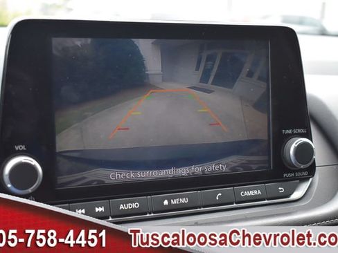 Used 2024 Nissan Rogue S AWD/4WD image 32