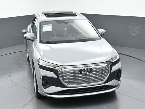 Used 2023 Audi Q4 e-tron Prestige w/ 20" Wheel Package image 42