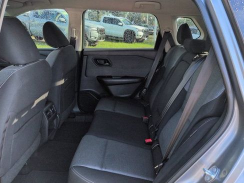 Used 2021 Nissan Rogue S AWD/4WD image 13