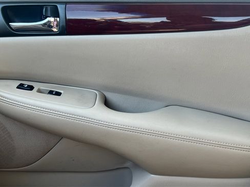 Used 2003 Lexus ES 330 image 29