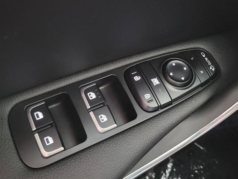 Used 2023 Kia Stinger GT-Line w/ Sun & Sound Package image 16