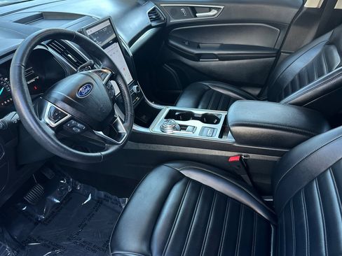 Certified 2022 Ford Edge SEL w/ Convenience Package image 9