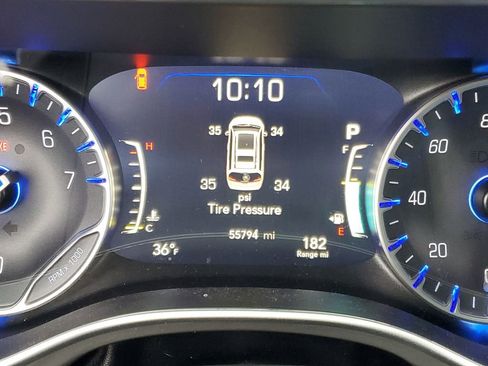 Used 2025 Chrysler Pacifica Select image 15