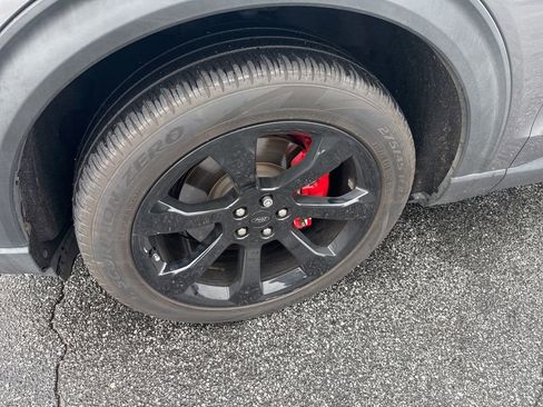 Used 2022 Ford Explorer ST w/ ST Street Pack image 2