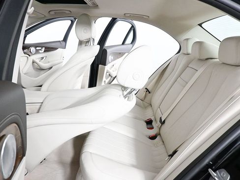 Certified 2017 Mercedes-Benz E 300 4MATIC image 19