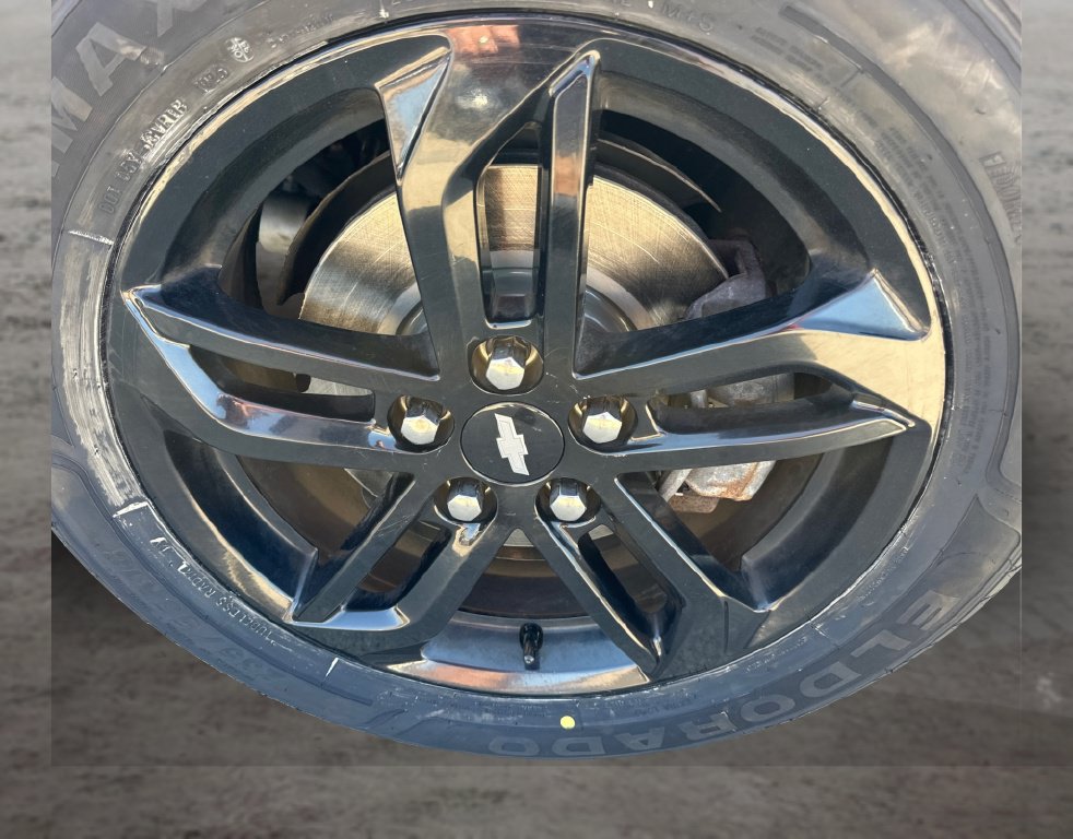Used 2017 Chevrolet Equinox LT FWD image 18