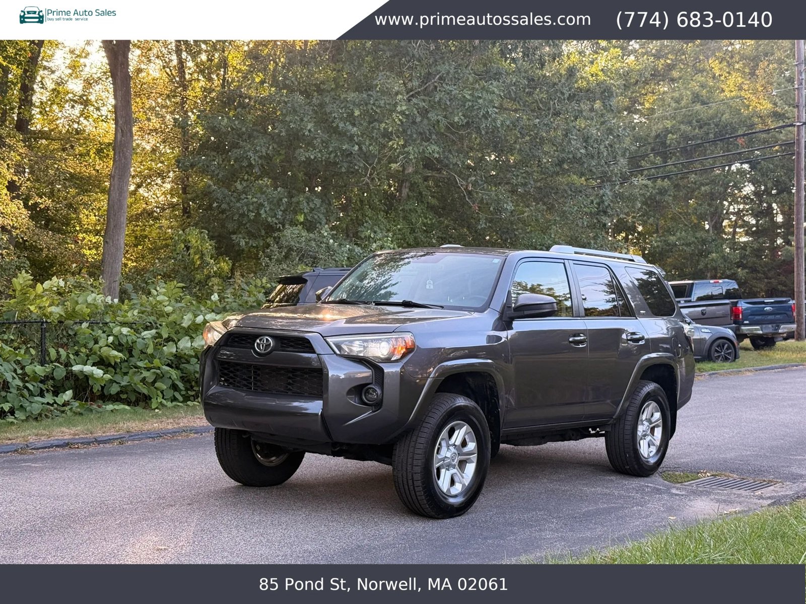 Used 2015 Toyota 4Runner SR5 AWD/4WD image 4