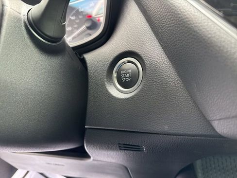 Used 2025 Toyota Corolla LE w/ Convenience Package image 15