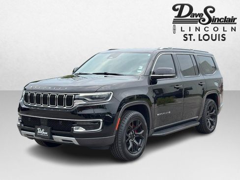 Used 2022 Jeep Wagoneer Series II w/ Flexible Seating Group AWD/4WD image 7
