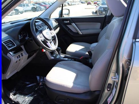Used 2017 Subaru Forester 2.5i Limited AWD/4WD image 16