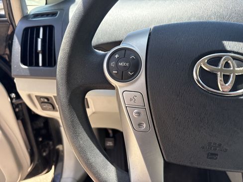 Used 2012 Toyota Prius Three FWD image 19