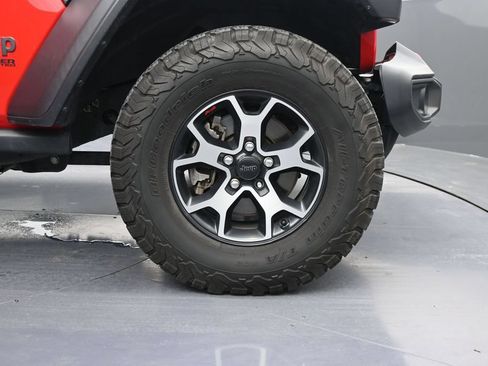 Used 2021 Jeep Wrangler Unlimited Rubicon AWD/4WD image 37