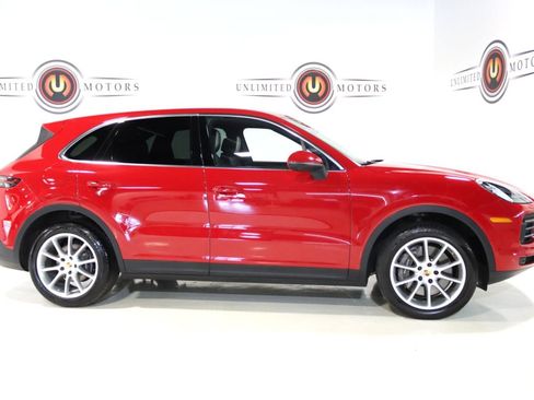 Used 2022 Porsche Cayenne Platinum Edition AWD/4WD image 41