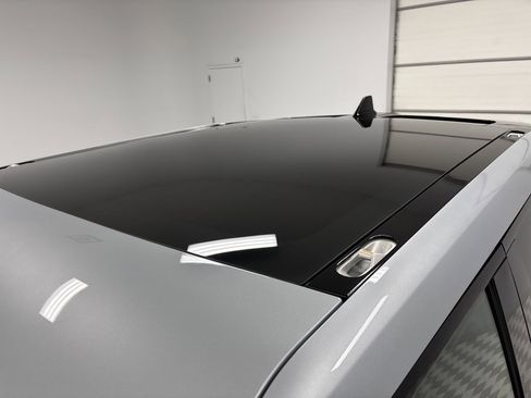 Used 2023 Rivian R1T Adventure image 13