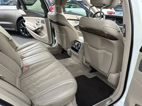 Used 2017 Mercedes-Benz S 550 Sedan image 26
